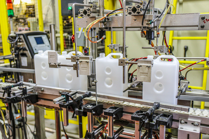 Lomont-Molding_Iowa_Core-Competencies_Blow-Molding_Strength-and-Durability Lomont-Molding_Iowa_Core-Competencies_Blow-Molding_Strength-and-Durability