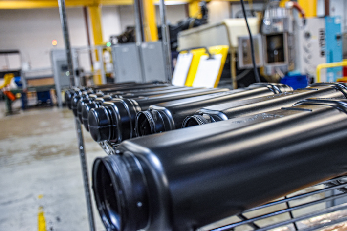 Lomont-Molding_Iowa_Core-Competencies_Blow-Molding_Weight-Savings Lomont-Molding_Iowa_Core-Competencies_Blow-Molding_Weight-Savings