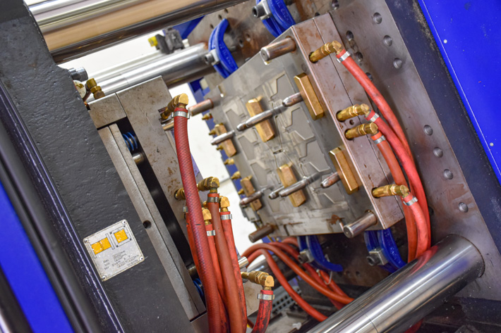 Lomont-Molding_Iowa_Expertise_Manufacturing-Services_Advanced-Process-Planning Lomont-Molding_Iowa_Expertise_Manufacturing-Services_Advanced-Process-Planning