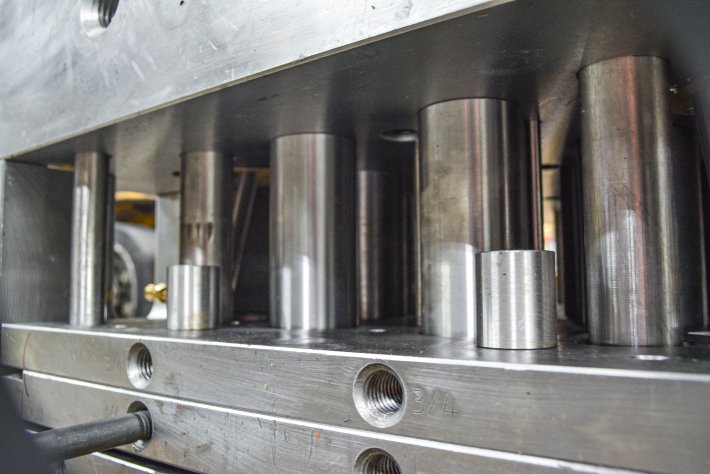 Lomont-Molding_Iowa_Expertise_Tooling-Molding_Engineering-Support-for-Tooling-Success Lomont-Molding_Iowa_Expertise_Tooling-Molding_Engineering-Support-for-Tooling-Success